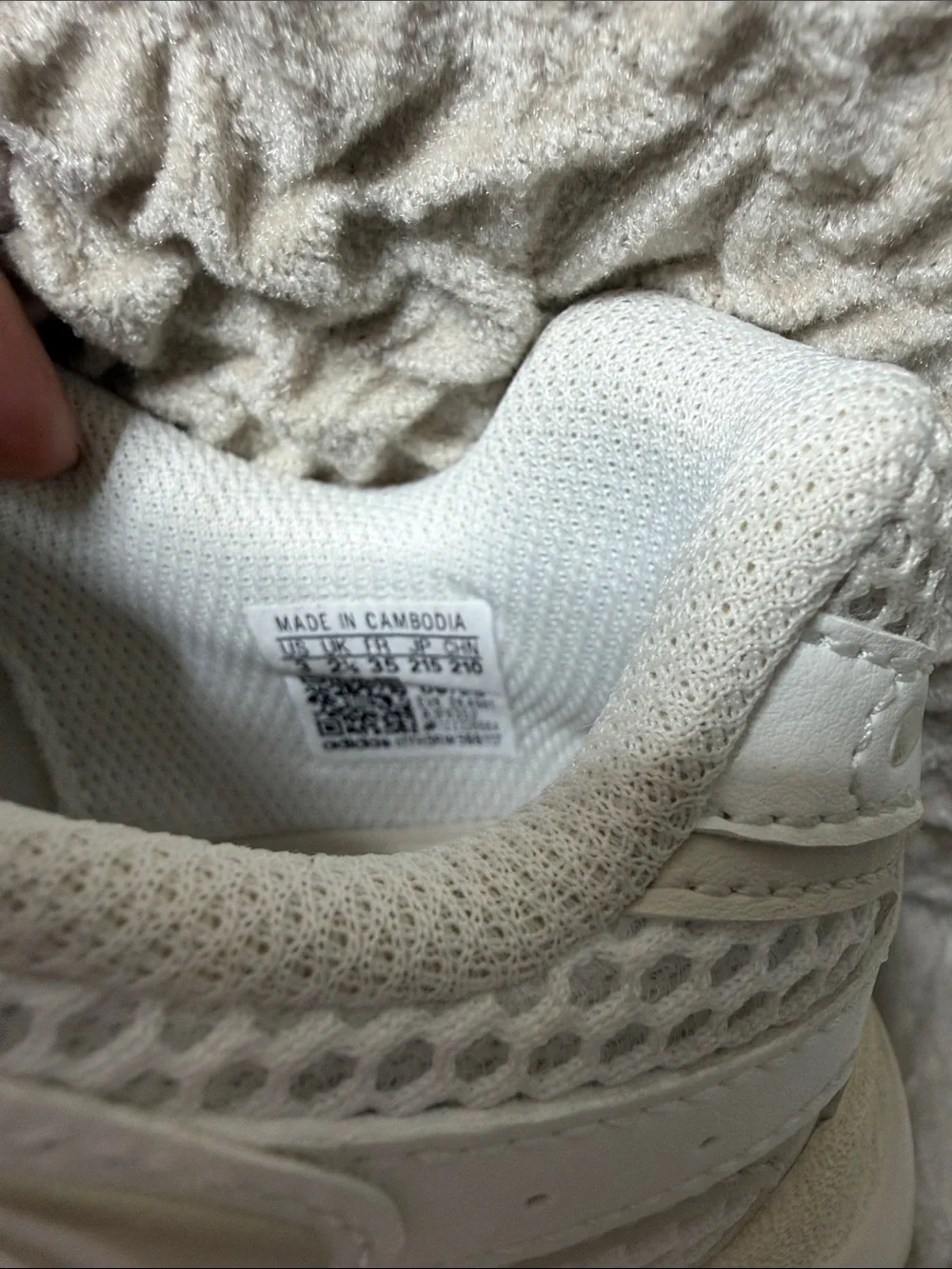 adidas lightweight athletic